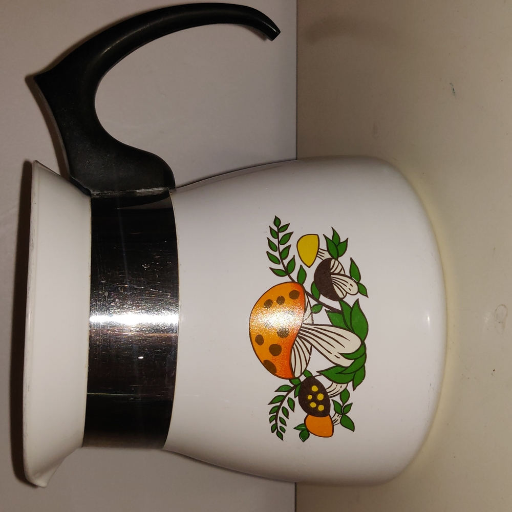 Corning Ware Tea Pot P-107 Merry Mushroom VERY RARE